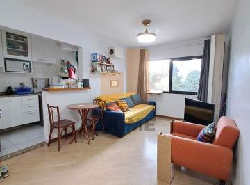 Apartamento · 43m² · 1 Quarto · 1 Vaga · Apartamento em frente ao Mackenzie, em prédio com excelente estrutura e com quadra de squash.