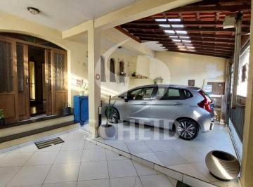 Casa · 280m² · 4 Quartos · 3 Vagas · Casa a venda com 4 dormitórios, 5 banheiros e edícula no Campo Grande