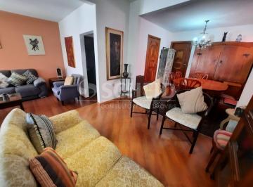 Casa · 180m² · 4 Quartos · 2 Vagas · Sobrado de vila em pleno Brooklin, com 4 suítes ao lado do metrô
