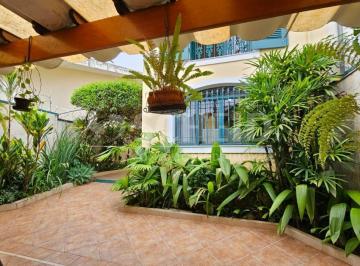 Casa · 254m² · 3 Quartos · 5 Vagas · Lindo sobrado com 4 vagas e 3 quartos no Jardim Prudência