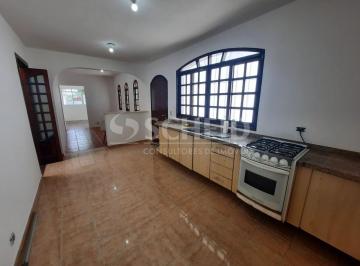 Casa · 88m² · 2 Quartos · 2 Vagas · Casa com 88m², 2 quartos e 2 vagas no Socorro, em rua segura.
