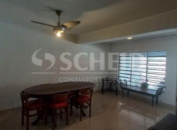 Casa · 320m² · 5 Quartos · 3 Vagas · Casa no Brooklin Velho com 5 dormitórios e edícula com 2 dormitórios, jardim, 3 vaga e despensa..