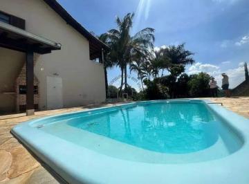 piscina · Casa à veda no Condomínio Recanto Florido.