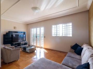 47f10010f8bbb3881902e4c779e2fa8ac4ae97ed · Sobrado com 5 dormitórios à venda, 220 m² por R$ 700.000,00 - Residencial Abussafe - Londrina/PR