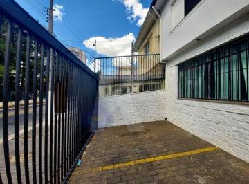 Casa · 150m² · 3 Quartos · 5 Vagas · Sobrado com 3 Quartos, 2 banheiros, próximo ao metrô Tucuruvi