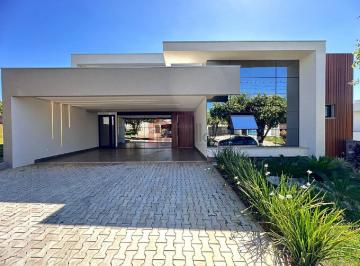 Foto 01 · Imperdível oportunidade: Casa à venda em Umuarama-PR, Condomínio Central Park, 3 quartos, 3 suítes, 