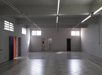 Comercial de 8 quartos, São Paulo · Galpão / Prédio Inteiro 580 m² 8 salas 4 vagas para Locação na Parada Inglesa