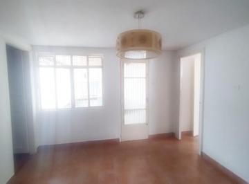 Casa de 2 quartos, São Paulo · Sobrado à venda na Vila Guedes na Rua Itapixê