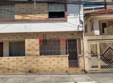 Casa · 102m² · 2 Quartos · Sobrado para Venda em localização previlegiada