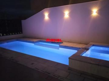 Casa · 340m² · 4 Quartos · 4 Vagas · Casa Condomínio em São José dos Campos