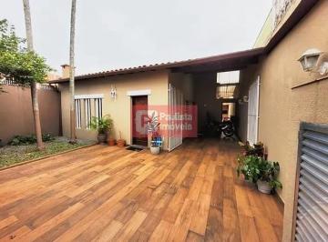 Photo 1 · Casa Térrea à venda !! 3 dormitórios, 1 suíte, 3 vagas, quintal com churrasqueir