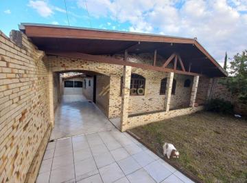 Casa · 150m² · 3 Quartos · 2 Vagas · Excelente casa no estilo colonial á venda em Campo Largo/PR