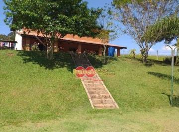 e053ca88c54b8bc8939129d2c47dd5f6d9cb3f9d · Chácara Residencial / Jardim dos Lagos