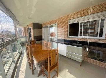 Apartamento · 105m² · 3 Quartos · 2 Vagas · Excelente apartamento com 03 quartos/suíte, vista para o mar na Praia de Itaparica..