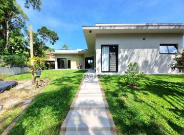 fb1cf64f0f2fb5326aa4366e3f7f068cecfdb7d3 · Casa com 3 dormitórios à venda, 237 m² por R$ 1.650.000,00 - Praia de Pernambuco - Guarujá/SP