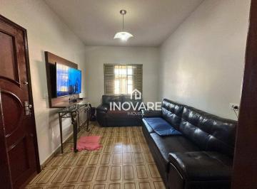 b105e21b1c72257b51c542fda249cb409bf105c3 · Casa com 3 dormitórios à venda, 162 m² por R$ 850.000,00 - Setor Central - Itumbiara/GO