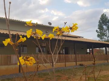 Rural de 2 quartos, Brasília · Chácara formada, Plana e Vista no Altiplano Leste, casa sede e casa de caseiro..