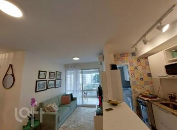 https:__pui.loft.com.br_listings_ca5412d7-0174-4edb-bcba-5f4b43a04499_photos_1b50ef7a?preset=desktop · Apartamento à venda - em Saúde