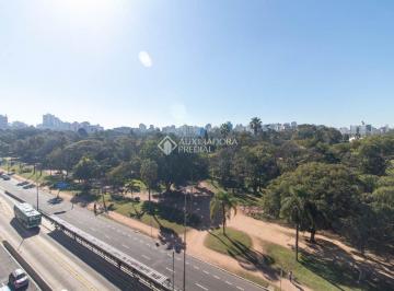 Apartamento · 184m² · 3 Quartos · 1 Vaga · Cobertura com vista livre para o Parque da Redenção!