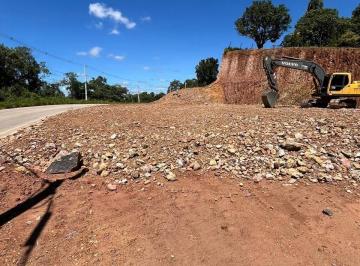 Terreno · 2000m² · Terreno Comercial/Residencial em Moreiras, Mairinque/SP Frente para a pista !
