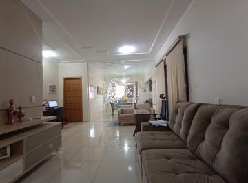 Casa · 183m² · 3 Quartos · Sobrado à venda no Beverly Falls em Foz do Iguaçu.