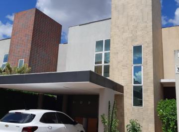 Casa de 4 quartos, Feira de Santana · Excelente casa com 03 suítes em condomínio no Sim