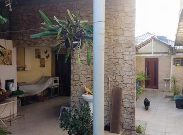 AREA INTERNA · CASA COMERCIAL - BELA VISTA