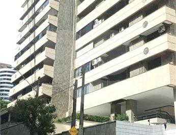Área de Serviço · Apartamento com 4 quartos à venda em Meireles - CE