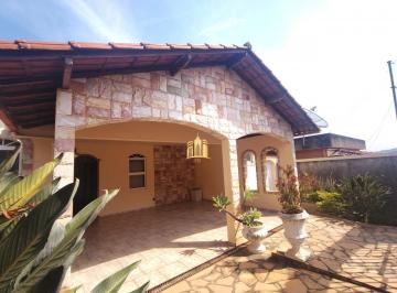 Foto 76 · Casa Especial no Centro de Esmeraldas-MG: 3 Quartos, Suíte, 2 Salas, 4 Vagas de Garagem - Aproveite 