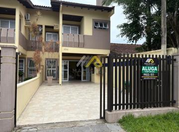 Casa · 142m² · 3 Quartos · 2 Vagas · Aluga diária sobrado apenas 3 quadras da Praia Central de Guaratuba, Litoral do