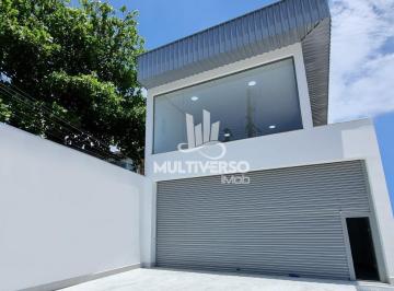 Comercial · 550m² · 3 Vagas · Espaço comercial com 550m². Um ótima loja para montar seu negócio, com espaço no térreo e parte supe