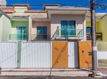 Casa · 120m² · 3 Quartos · 2 Vagas · Casa à venda com 3 quartos em Balneário Camboriú