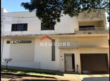 Casa · 526m² · 3 Quartos · 4 Vagas · Sobrado em Rua Caramuru - Zona 05 - Maringá/PR