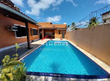 Casa · 220m² · 3 Quartos · 4 Vagas · Casa em Rua Camélia - Enseada - Guarujá/SP