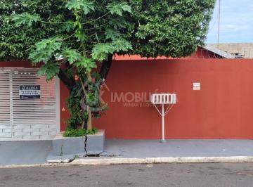 Casa · 60m² · 2 Quartos · 4 Vagas · Casa à venda - no Cristo Rei