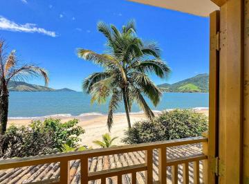 Casa · 158m² · 4 Quartos · 2 Vagas · Linda casa pé na areia em cond. de luxo com aeroporto, praia, resort.