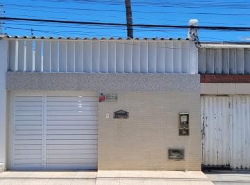 Casa · 82m² · 2 Quartos · 3 Vagas · Casa para Venda em Lauro De Freitas / BA no bairro Vila Praiana