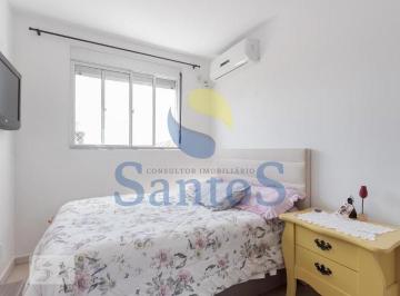 Foto 01 · Santos vende 49m² 2 dormitórios, 1 suíte, banheiro social, living 2 ambientes, cozinha, área de ser