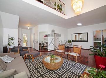 Casa · 350m² · 5 Quartos · 4 Vagas · Casa Condomínio - Alto da Boa Vista - 5 Dormitórios - 350m² - Estuda Permuta.