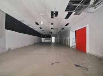 Comercial · 380m² · Ponto Comercial - Centro - 380m².
