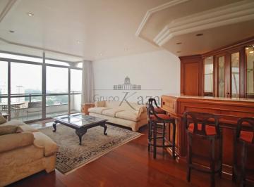 Apartamento · 182m² · 3 Quartos · 2 Vagas · Apartamento - Brooklin - 3 Dormitórios - 182m².