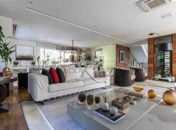 Casa · 620m² · 4 Quartos · 5 Vagas · Casa de Condomínio  - Alto da Boa Vista - 4 Suítes - 620m².