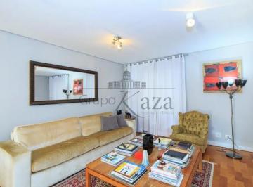 Casa · 400m² · 4 Quartos · 4 Vagas · Casa - Alto da Boa Vista - 4 Dormitórios - 280m².