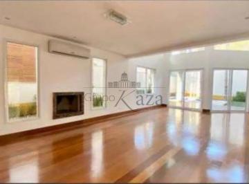 Casa · 552m² · 4 Quartos · 8 Vagas · Casa Condomínio - Jardim Petrópolis - 4 Dormitórios - 854m².