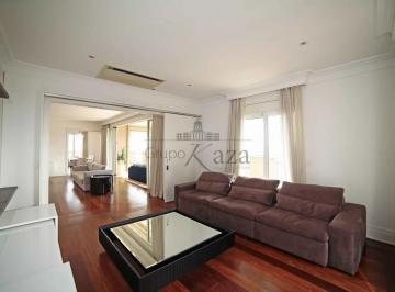 Apartamento · 405m² · 3 Quartos · 5 Vagas · Apartamento - Jardim Europa - 3 Dormitórios - 405m².