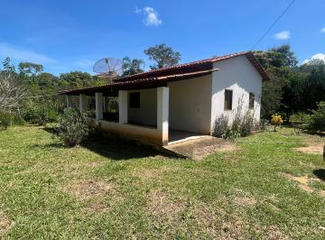 Rural de 3 quartos, Pirenópolis · Chácara com rio das almas