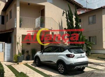 Casa · 120m² · 3 Quartos · 4 Vagas · Oportunidade Única! Casa de 3 Quartos em Condomínio Fechado com Área de Lazer Completa
