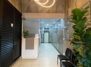 18c4e064bdf364080a467222ddebce5e027f5837 · Sala no Centro de São Bernardo do Campo na Rua Jurubatuba próximo ao Paço Municipal, com 27 m² de ár
