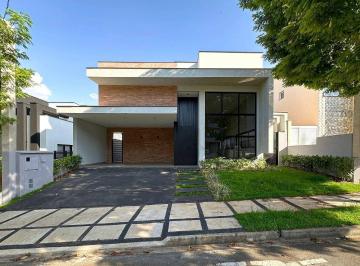 82cb12e6c8ceb3a89ce3fb985c30c38ee561f9b3 · Casa Térrea 180m², 3 Suítes, Piscina