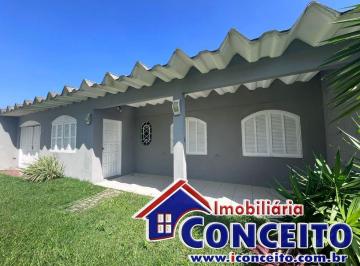 Casa de 3 quartos, Imbé · XC1011 - Excelente residência em ótima localização no centro de Imbé